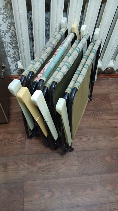 Стулья раскладные 4 штук