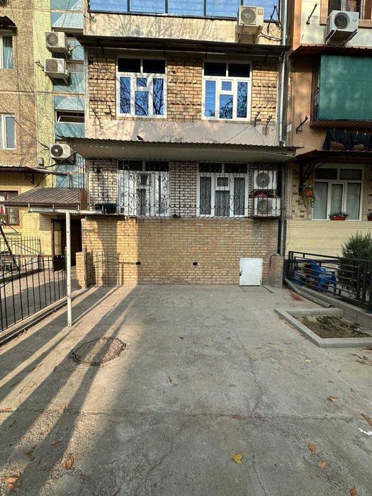 Квартира сотилади Шайхонтохур тумани Ибн Сино 1