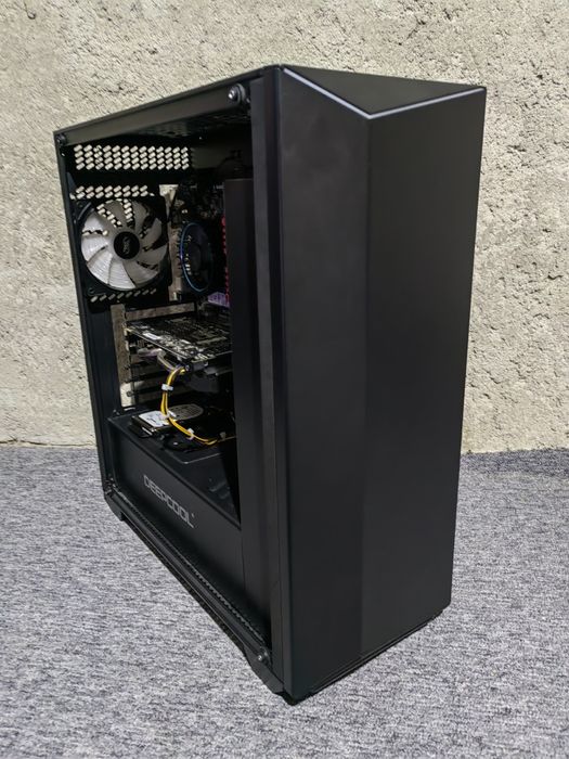 Vând unitate pc Intel core I7
