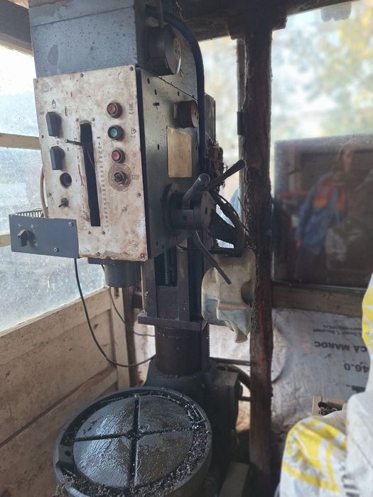 Bormașină electrica