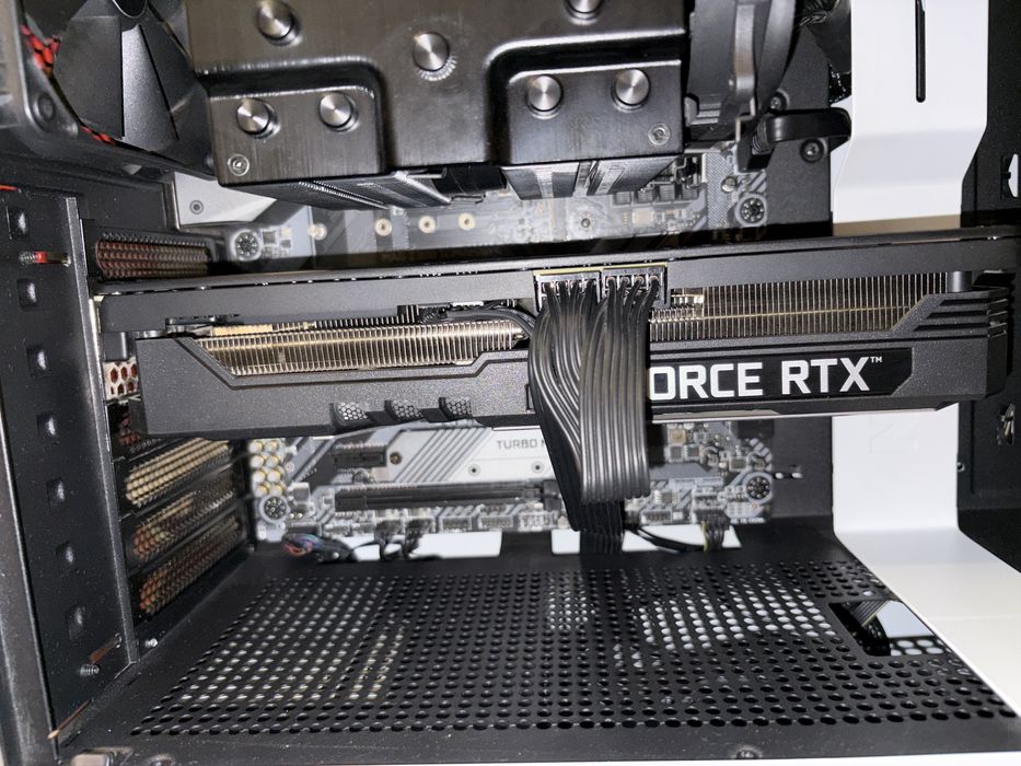 Pc gaming  stare foarte buna