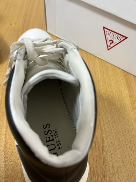 Guess sneakers piele