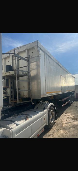 Semiremorca Schmitz 2005