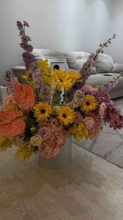 Огромные дорогие цветы