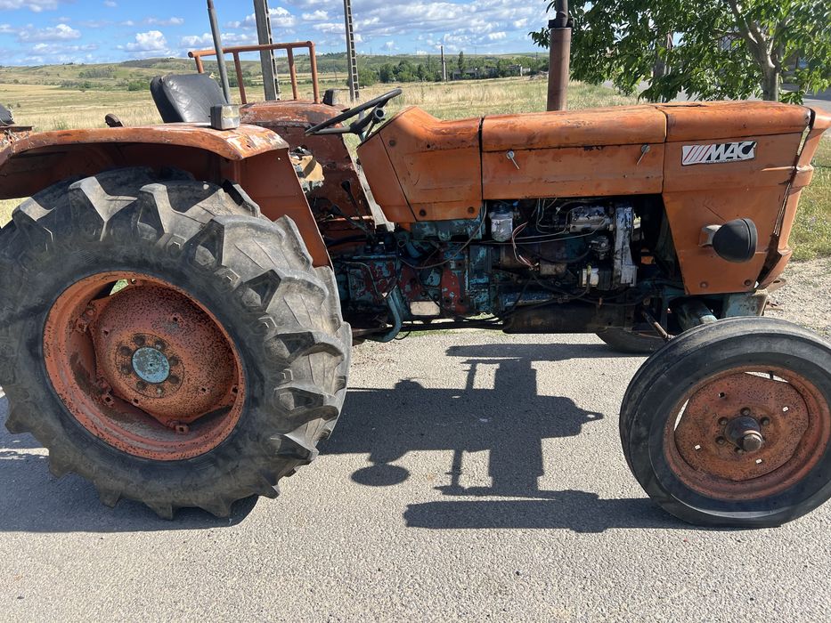 Tractor Fiat 550