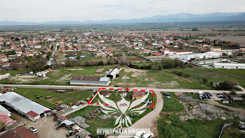 Продавам парцел 1709кв сграда 100кв промишлена зона север село Болярци