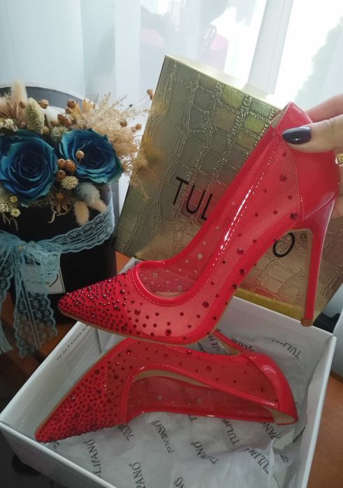 Pantofi stiletto rosii