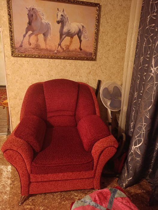 Продам диван,кресло