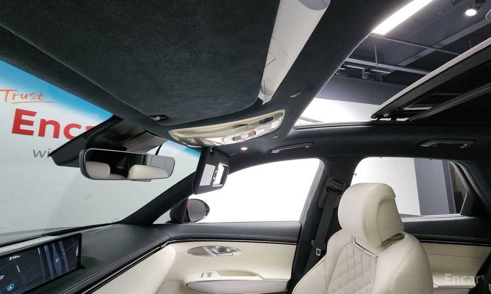 Genesis GV70 Electrified e-AWD