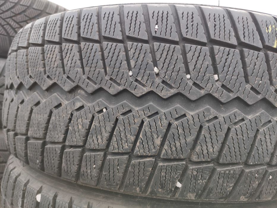 4бр Зимни гуми 215 60 16 - Vredestein