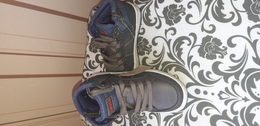 Levi's 33 номер за момче