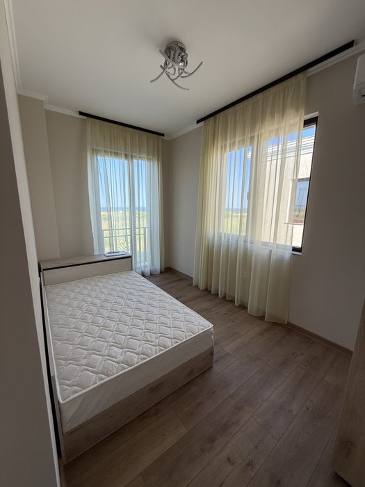 Дава се под наем Къща в Бургас, Сарафово - 116 кв.м за 1200 € - Снимка #14