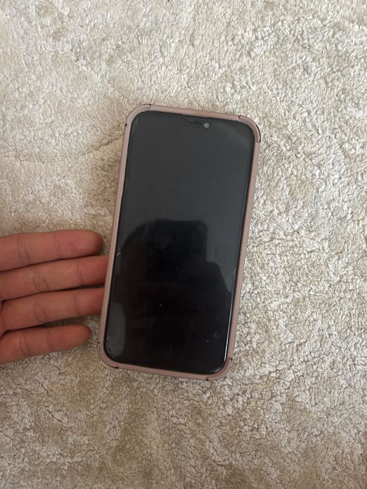Iphone 11 64гб продаёться