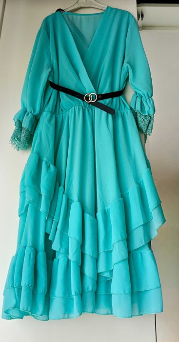 Rochie turcoaz cu volonase
