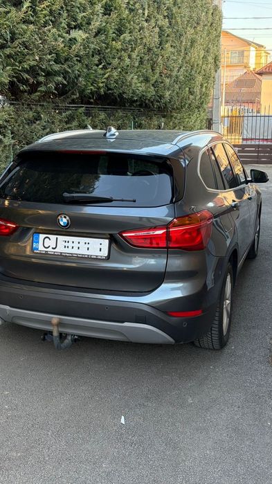 Vând BMW X1 sdrive