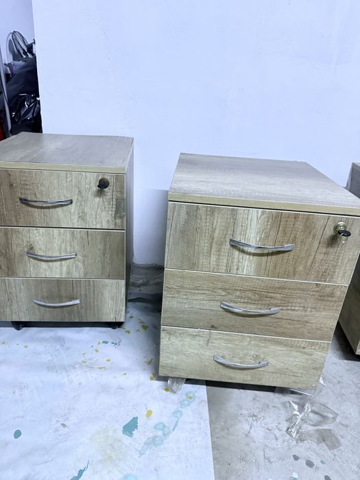 Тумбочки 5000 тг, самовывоз