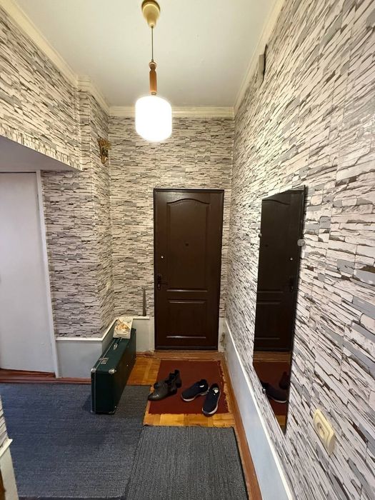 Tansiqboyov 2
1/2/4 
2&6 balkon 
42 m2