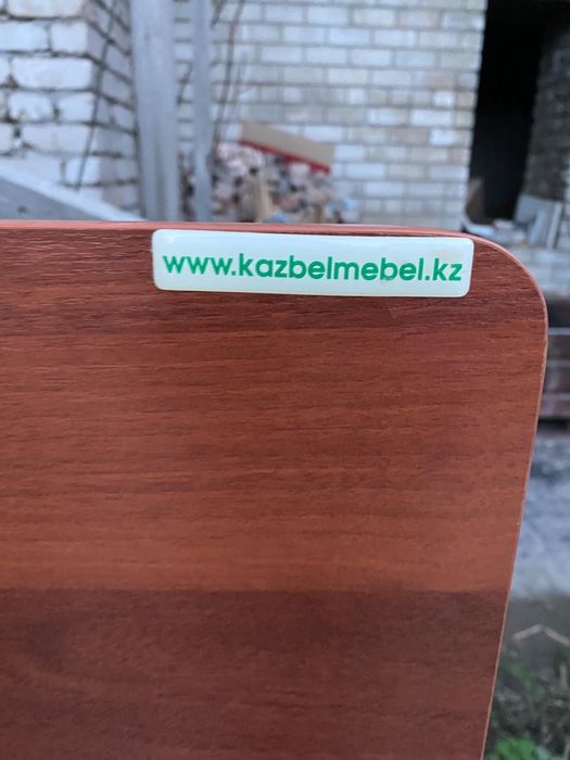 Продам кровать 90х200