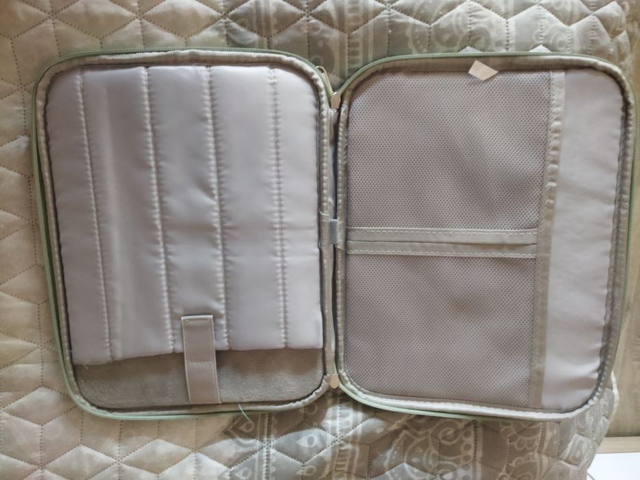 Чанта за таблет или др. - до 11 инча.