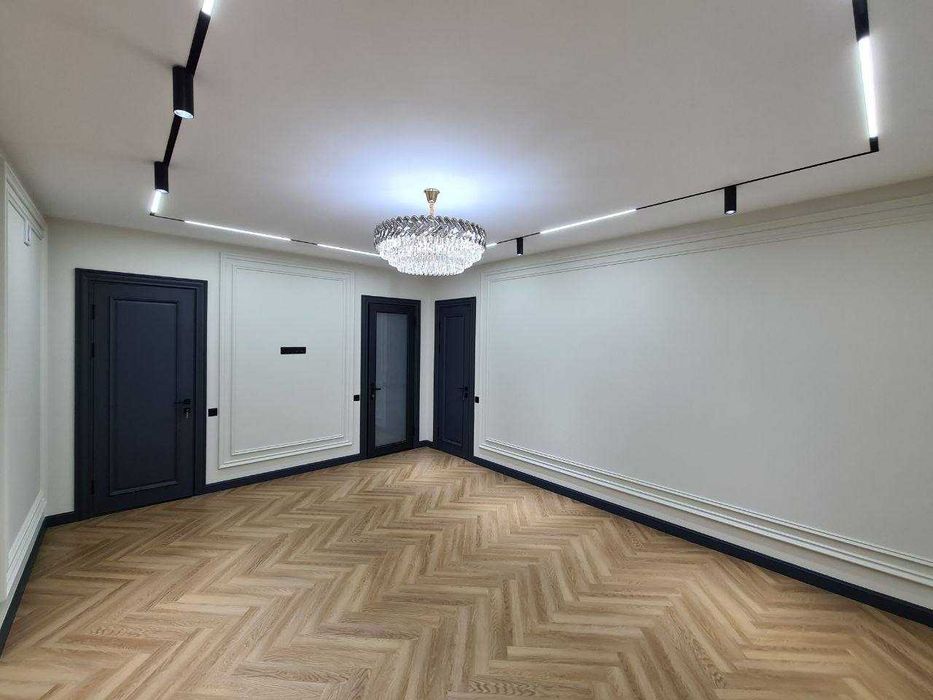 Продам ЕвроДом Центр Луначарского 3 сотки