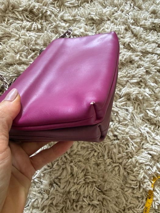 Geantă cu lanț Valentino roz- mov