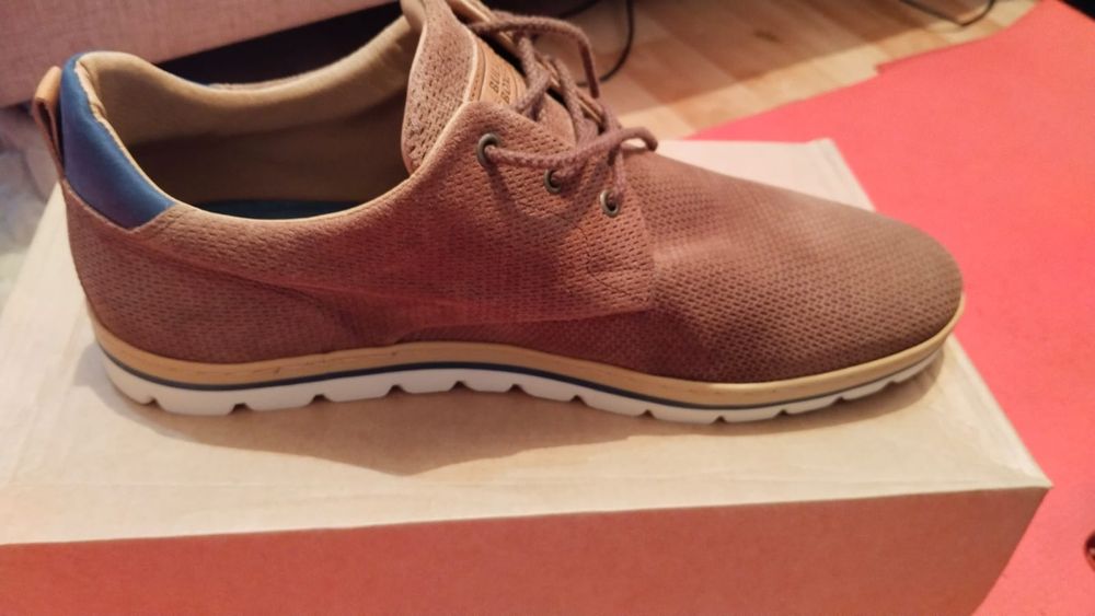 Новые кожаные туфли Bullboxer