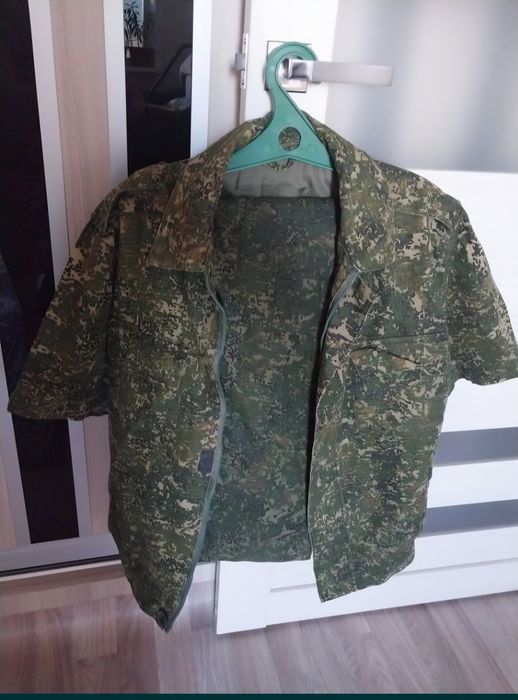 Военная форма...