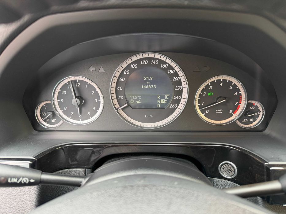 Mercedes-Benz E 350 147 000км / 272 к.с.  / 2010 година / Бензин / Мерцедес Е класа 350
