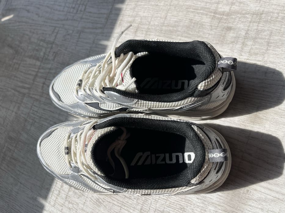 Кроссовки Mizuno MXR