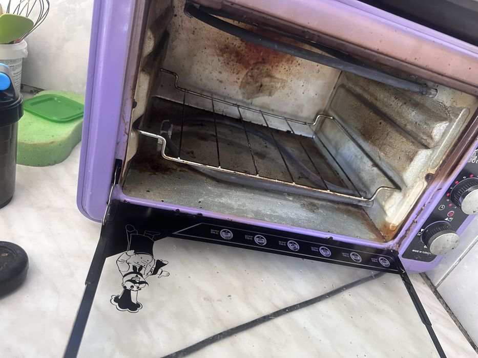 Продам духовку harlem