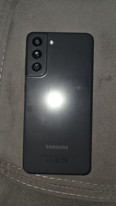 Продаю S21 fe 256/8
