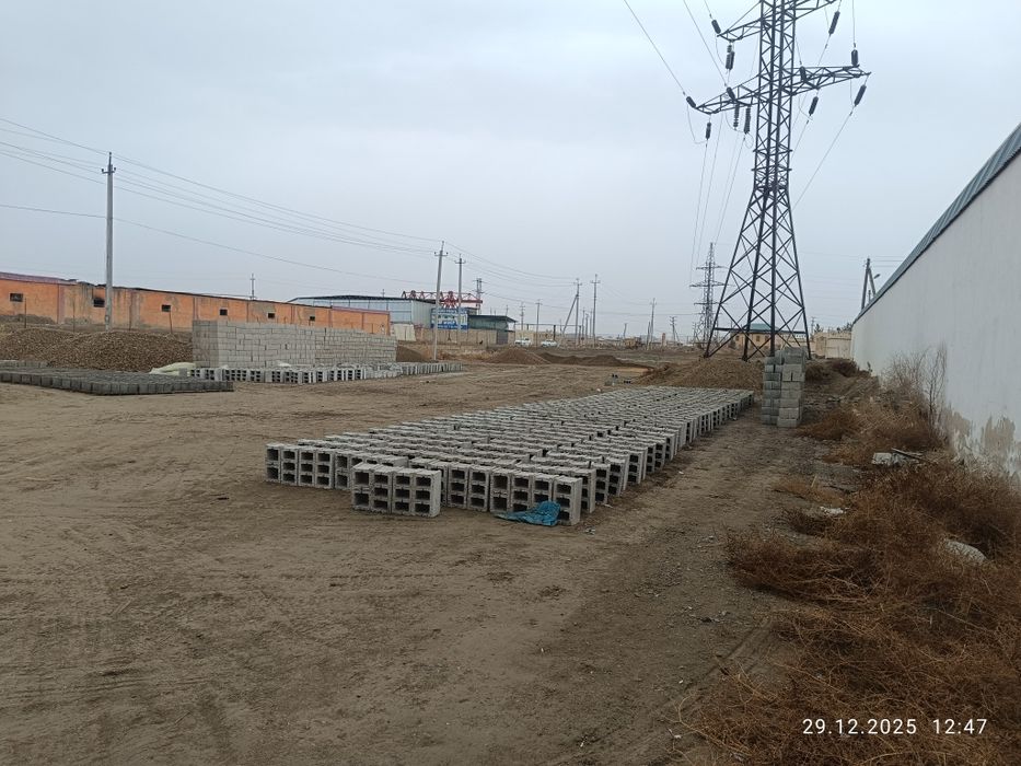 Шлакоблок сотилади