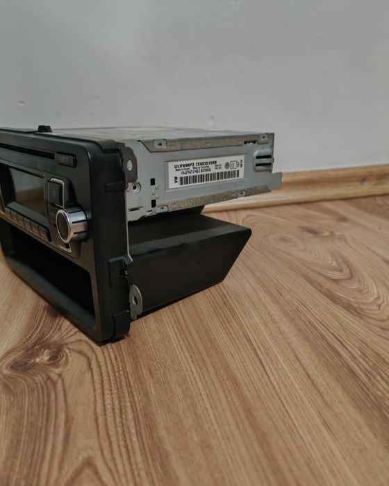 Radio CD original Volkswagen Transporter T5 2010-2015(OEM)