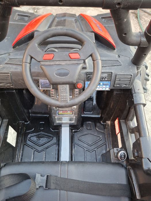 Детски акумулаторен джип