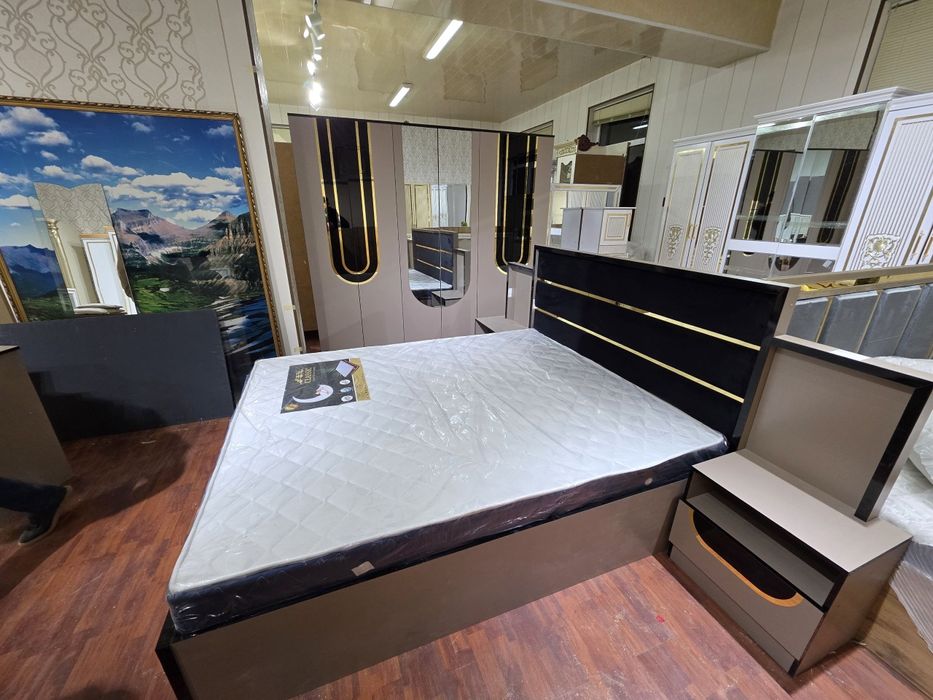 Spalni garnitur Spalni nabor Spalni devan Spalni kravat