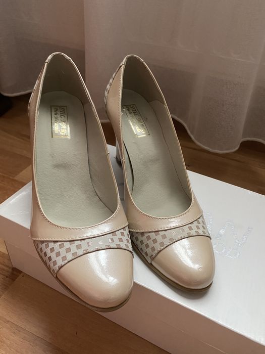 Pantofi office crem