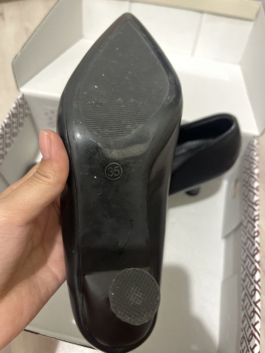 Продам Туфли женский 35-36р