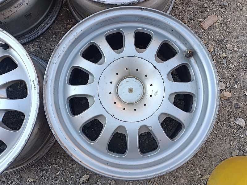 Продам оригинальные легкосплавные диски "31 стиль" на БМВ 5 е39