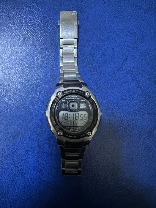 Наручные мужские часы Casio