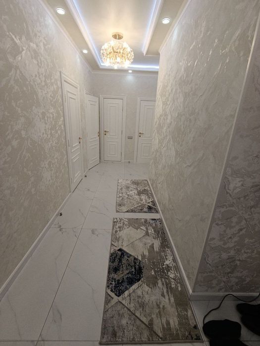 Сдаётся 2 ком кв по суточно Сергели метро 3 станция