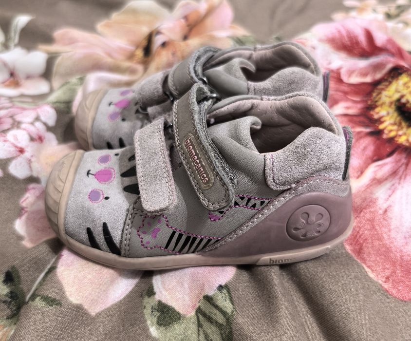 детски обувкии биомеханикс biomecanics