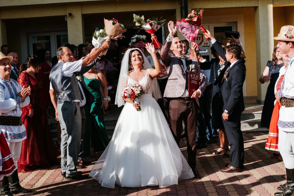 Rochie de mireasa ,ivory ! Stare perfecta !