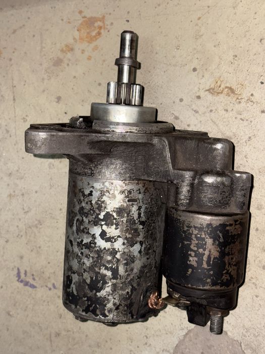 Продам стартер на гольф 3