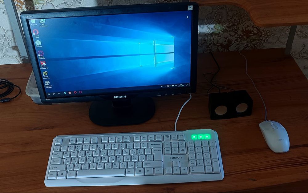 Продам комплект компьютер