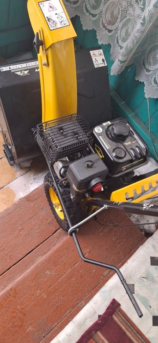 Снегоуборочная машина