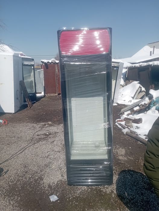 Холодильник для магазина