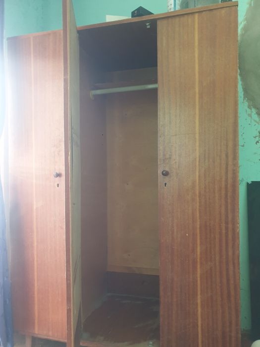 Shifaner xolati yaxshi 1ta laklab ihlatsa yangidek boladi