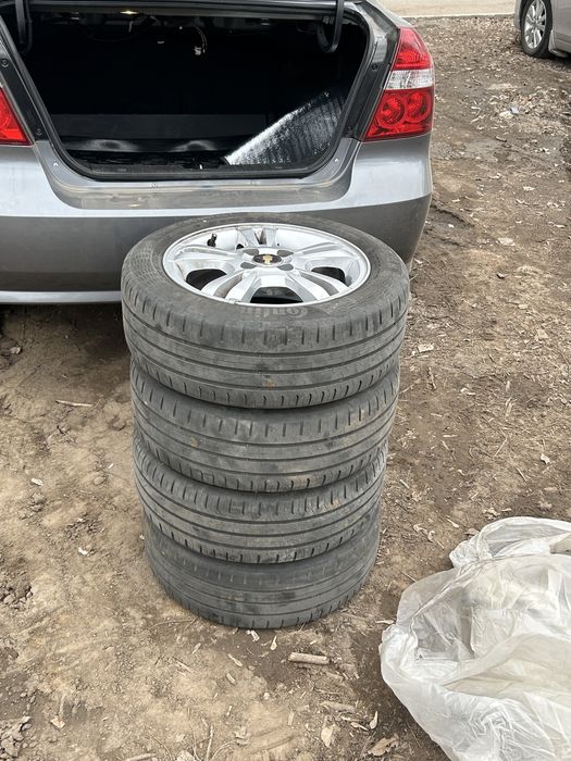 Продаю титанки с шинами