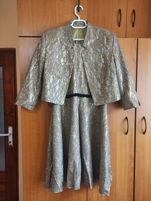 Vând rochie eleganta