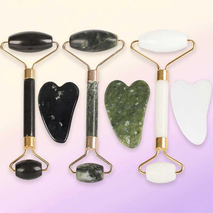 Нефритен масажор за лице и шия с ролер и гуаша плочка